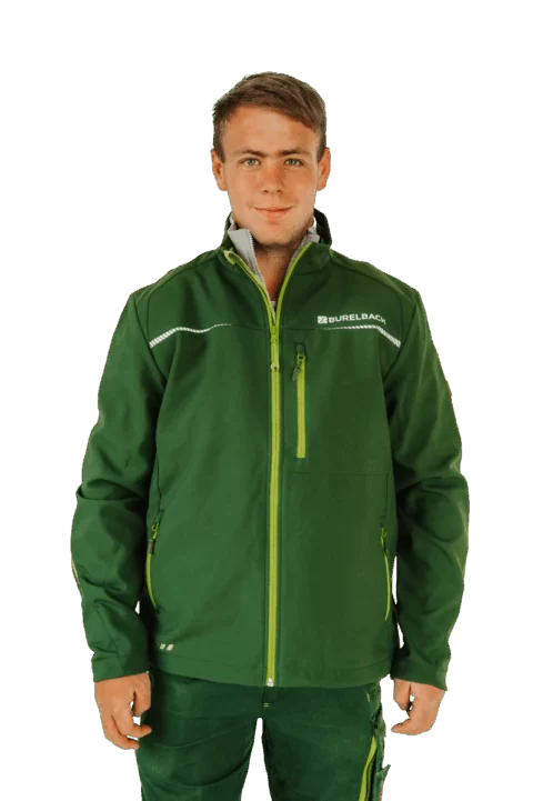 Burelbach Gardendesign Mitarbeiter in grüner Jacke.